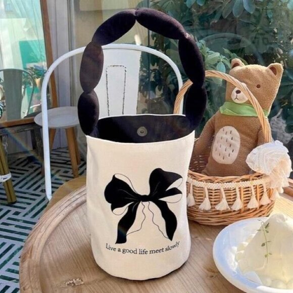Handmade Small unique Fashion bow-knot Bucket cloth Bag for Women - Picture 2 of 9